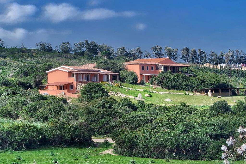 Country House Vignola Mare Aglientu Exterior photo