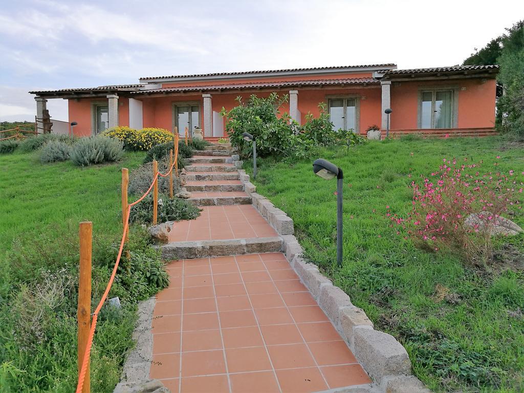 Country House Vignola Mare Aglientu Exterior photo