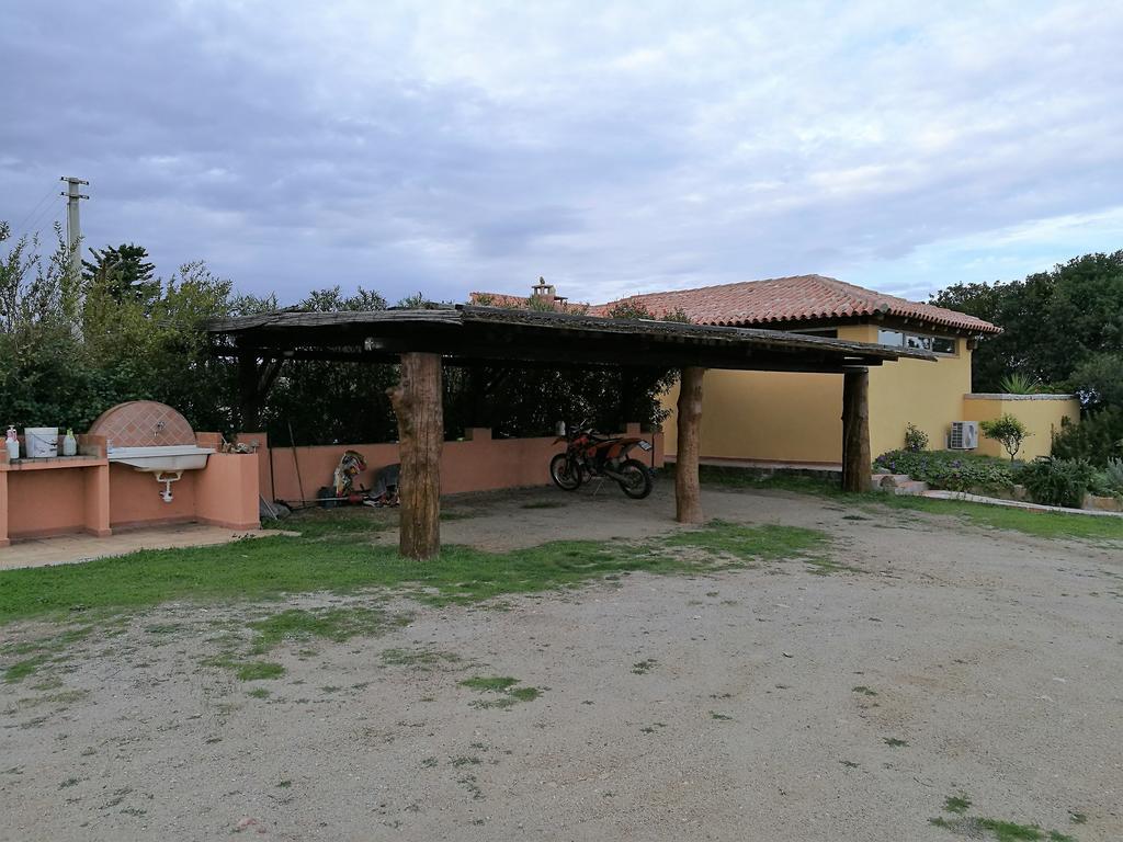 Country House Vignola Mare Aglientu Exterior photo