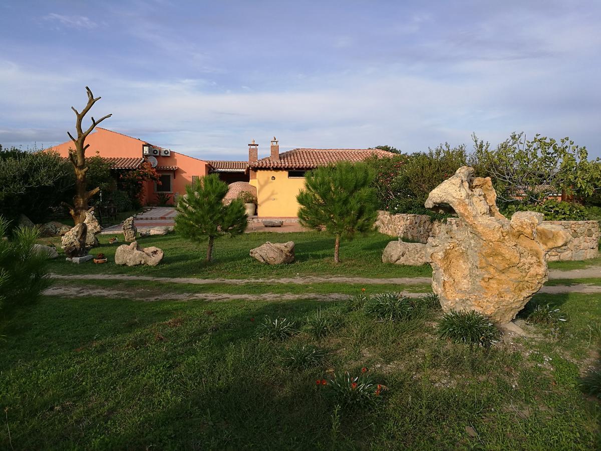Country House Vignola Mare Aglientu Exterior photo