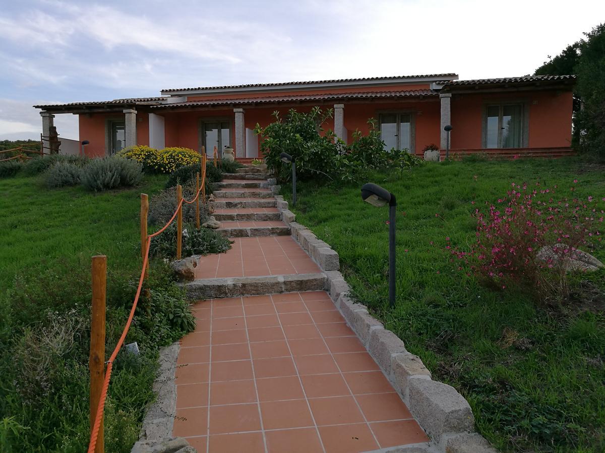 Country House Vignola Mare Aglientu Exterior photo