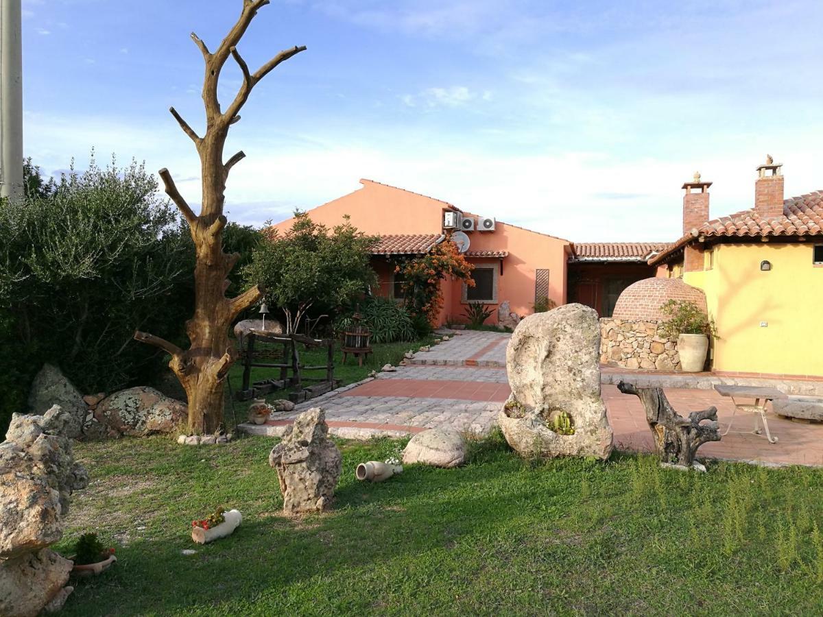 Country House Vignola Mare Aglientu Exterior photo